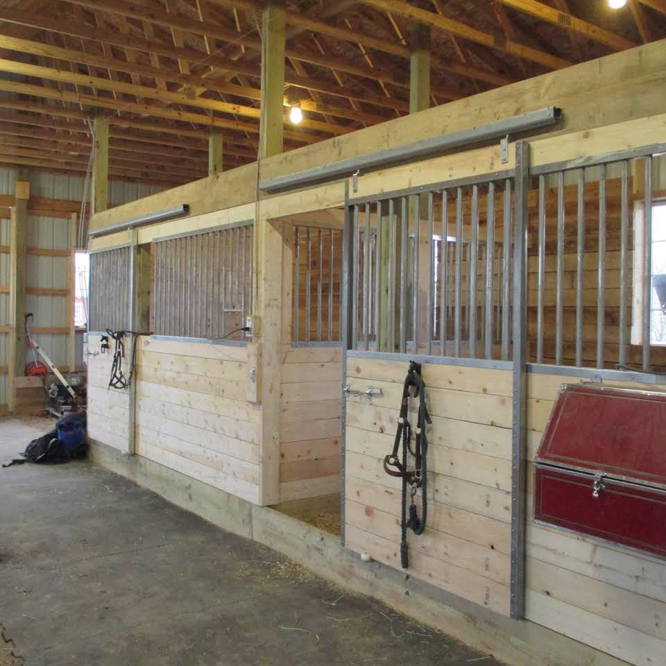 10 x 10 horse stall with slide door